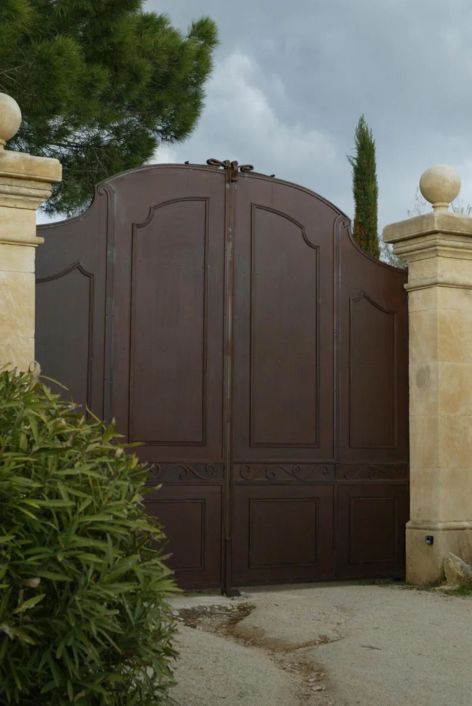 portail monumental, thermolaquage rouille