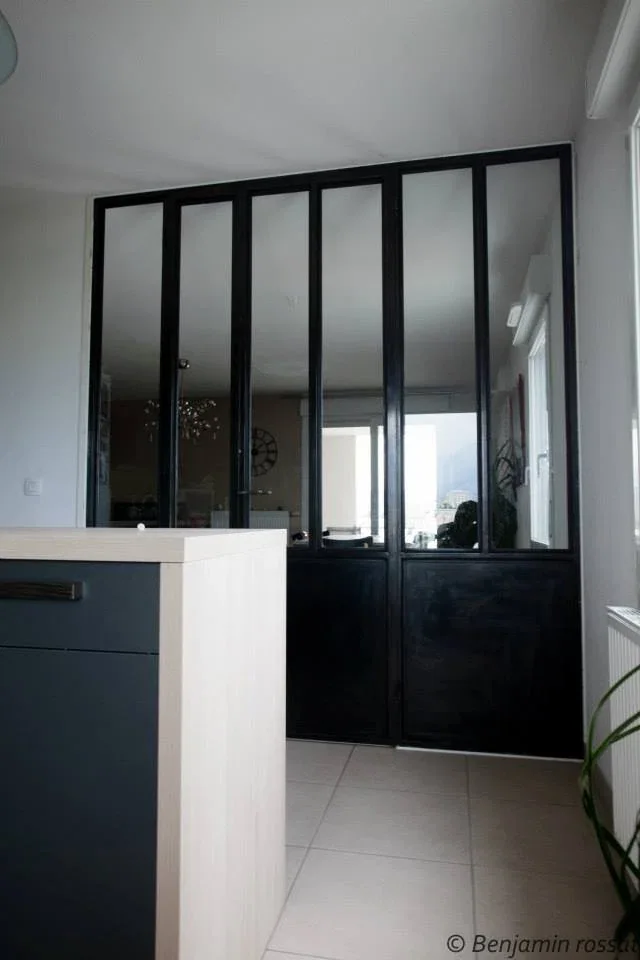 verrière d'intérieur avec deux ouvrants finition noir cirée